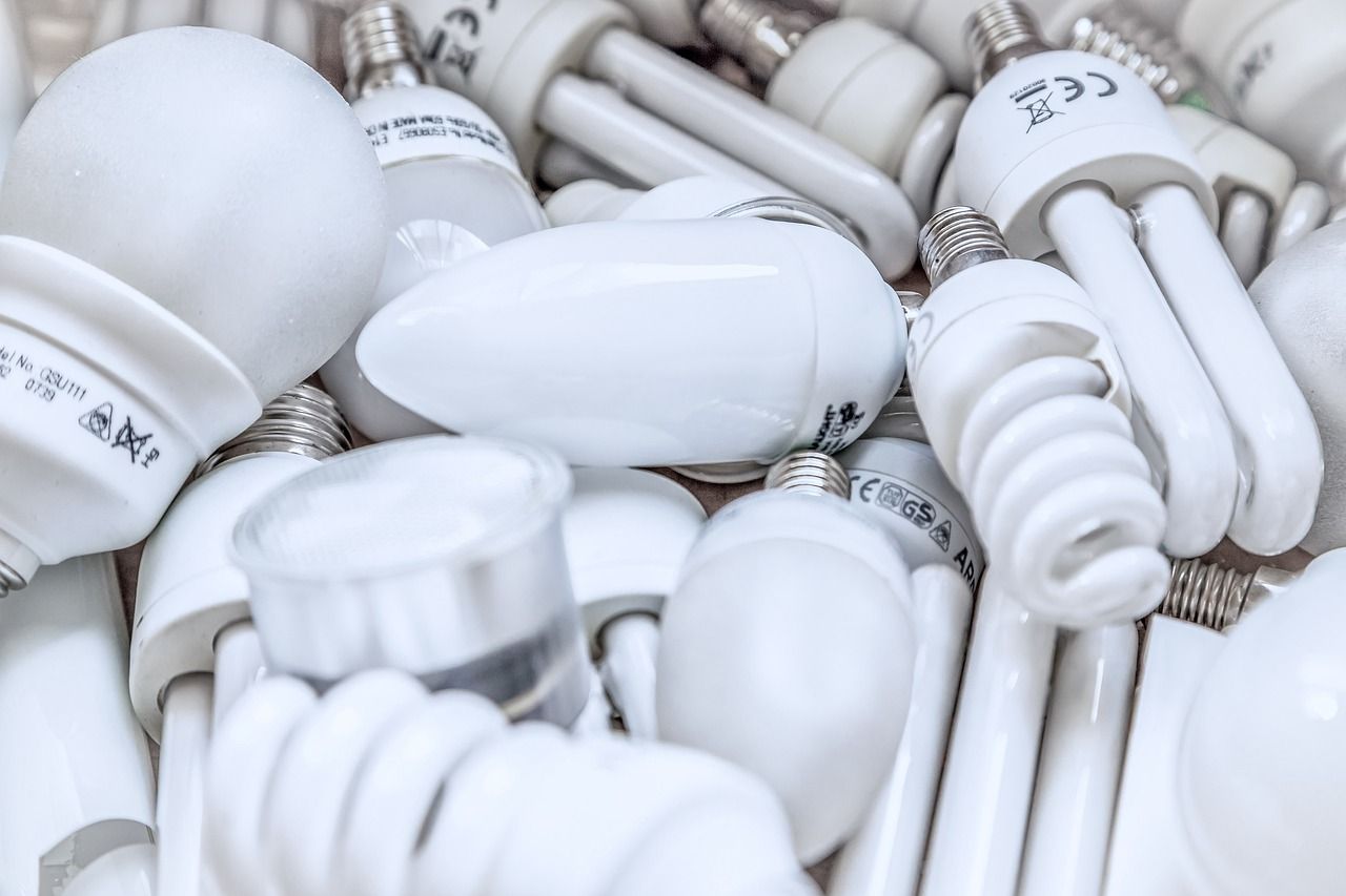 découvrez comment réduire les déchets textiles et adopter une mode durable. explorez les initiatives pour recycler, réutiliser et valoriser les matériaux afin de préserver l'environnement et promouvoir une consommation responsable.