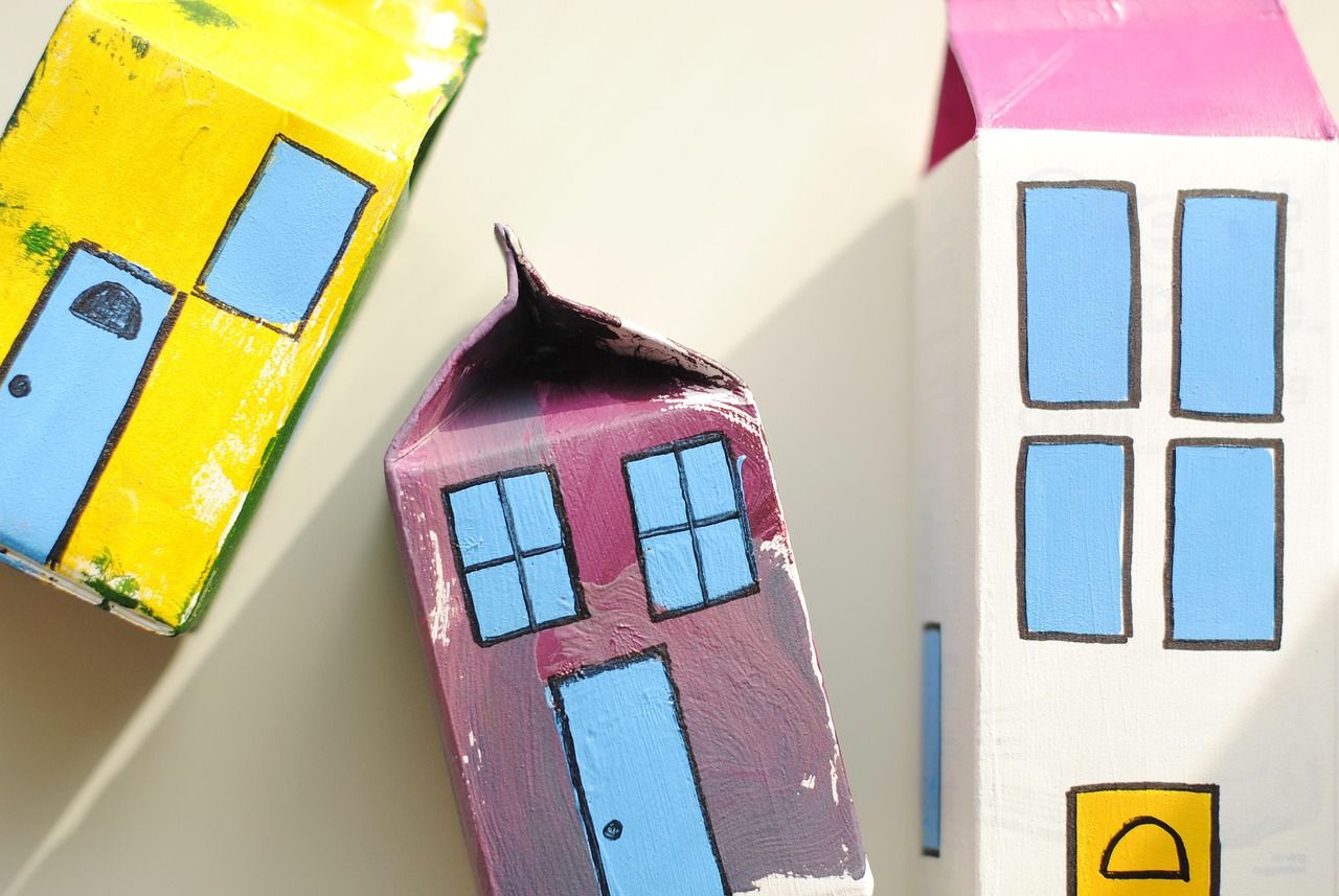 découvrez l'upcycling : une démarche créative et écologique qui transforme les déchets en objets uniques et valorisés, alliant innovation et développement durable.