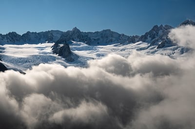 Glaciers menacés : à Grenoble, un laboratoire public pionnier face aux défis climatiques