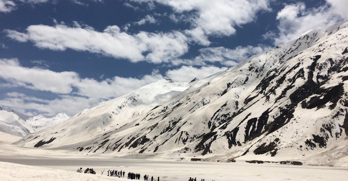 découvrez les défis climatiques actuels qui affectent notre planète, des changements de température extrêmes aux événements météorologiques imprévisibles. informez-vous sur l'impact du changement climatique et les solutions innovantes pour garantir un avenir durable.