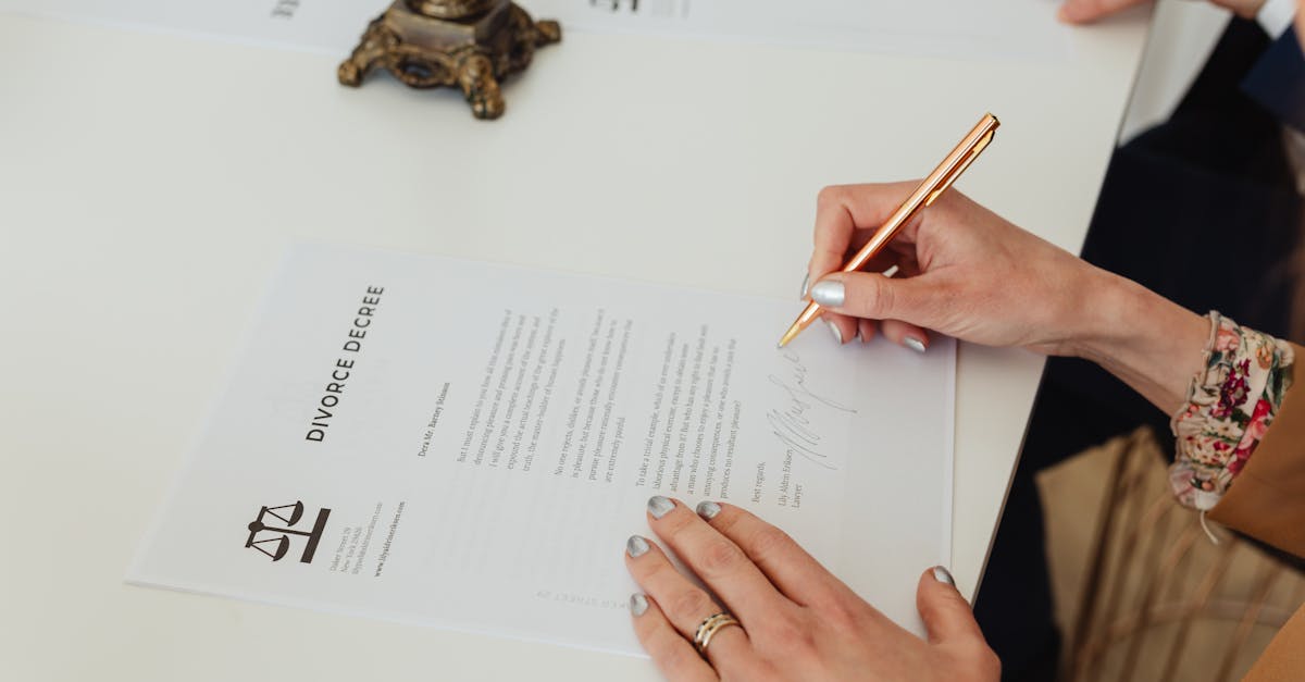 découvrez le concept de responsabilité institutionnelle, qui vise à assurer que les institutions agissent de manière éthique et transparente envers leurs parties prenantes. apprenez comment cette responsabilité influence les décisions, renforce la confiance et contribue au développement durable.